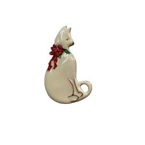 Vero Vintage Enamel White Cat Christmas Brooch Pin 1980s Signed